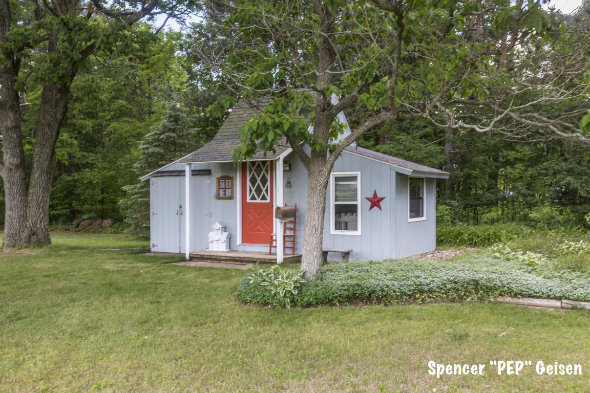 8074 First St, Stanton, MI 48888 photo 21