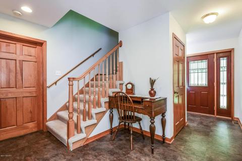 350 Greentree Ln NE, Ada, MI 49301 photo 3