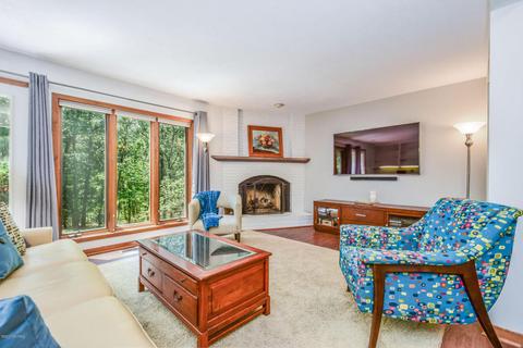 350 Greentree Ln NE, Ada, MI 49301 photo 5