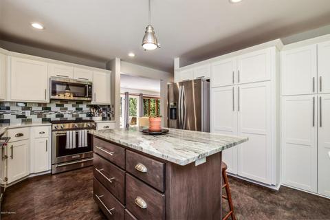 350 Greentree Ln NE, Ada, MI 49301 photo 11