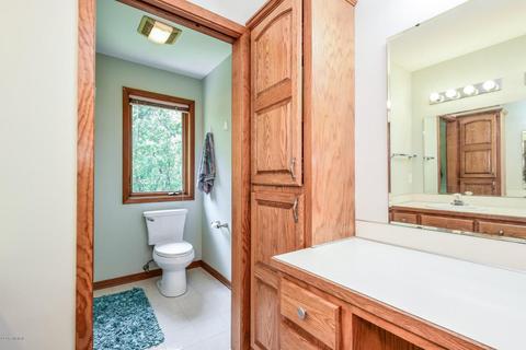 350 Greentree Ln NE, Ada, MI 49301 photo 27