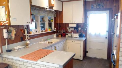 111 E Liberty St, Belding, MI 48809 photo 10