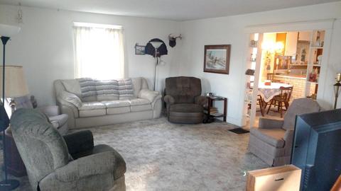 111 E Liberty St, Belding, MI 48809 photo 6