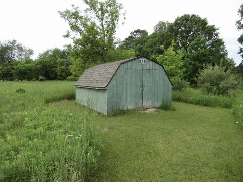1381 E Fenwick Rd, Fenwick, MI 48834 photo 11