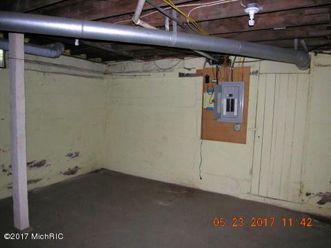 431 Ninth St, Three Rivers, MI 49093 photo 6