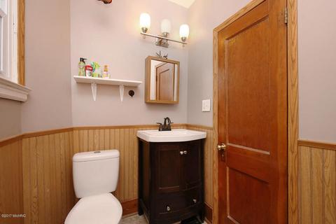 616 W May St, Belding, MI 48809 photo 13