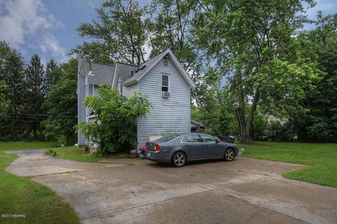 616 W May St, Belding, MI 48809 photo 24