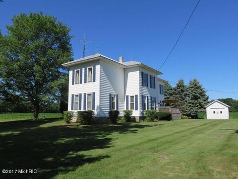 738 Block Rd, Bronson, MI 49028 photo 1
