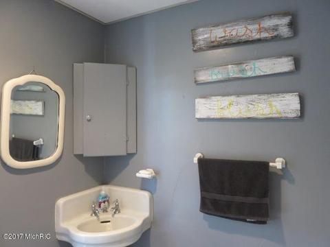 738 Block Rd, Bronson, MI 49028 photo 32