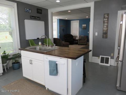 738 Block Rd, Bronson, MI 49028 photo 11