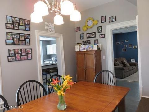738 Block Rd, Bronson, MI 49028 photo 13