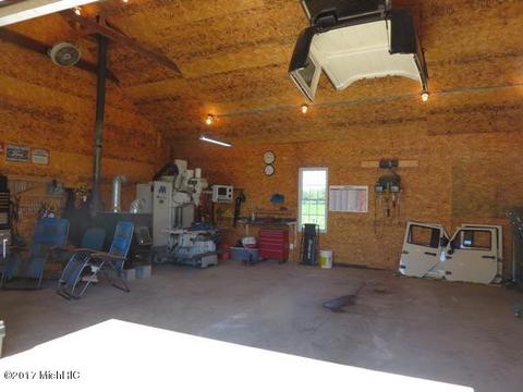738 Block Rd, Bronson, MI 49028 photo 36