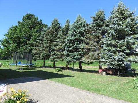 738 Block Rd, Bronson, MI 49028 photo 42