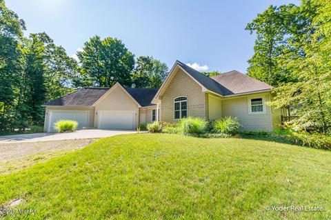 2972 Kyle Ln, Dorr, MI 49323 photo 4