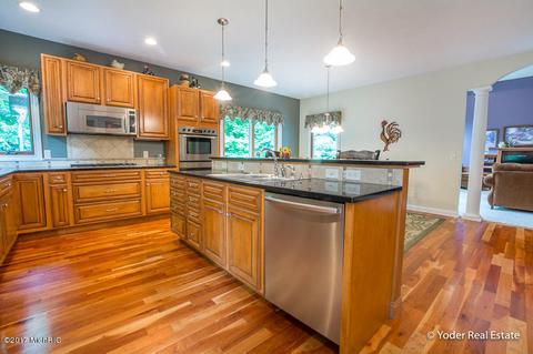 2972 Kyle Ln, Dorr, MI 49323 photo 17