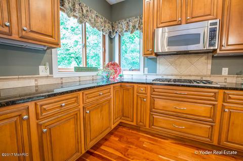 2972 Kyle Ln, Dorr, MI 49323 photo 18