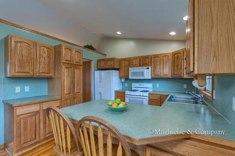 4311 Saturn Dr, Dorr, MI 49323 photo 12