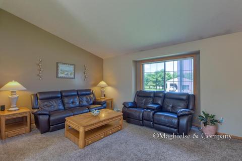 4311 Saturn Dr, Dorr, MI 49323 photo 2