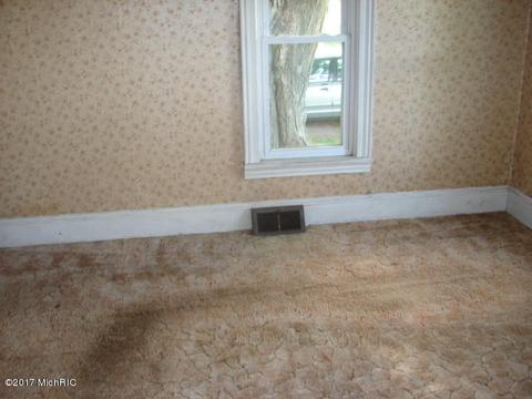566 E Main St, Springport, MI 49284 photo 16