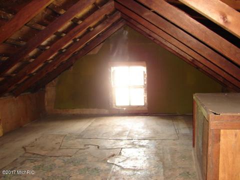 566 E Main St, Springport, MI 49284 photo 19