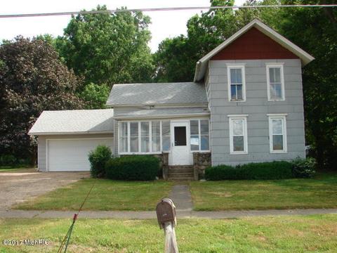 566 E Main St, Springport, MI 49284 photo 1