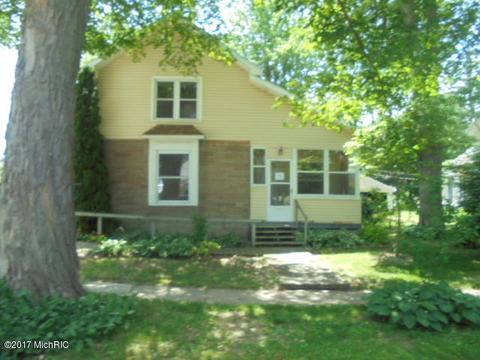 153 Washington, Sunfield, MI 48890 photo 2
