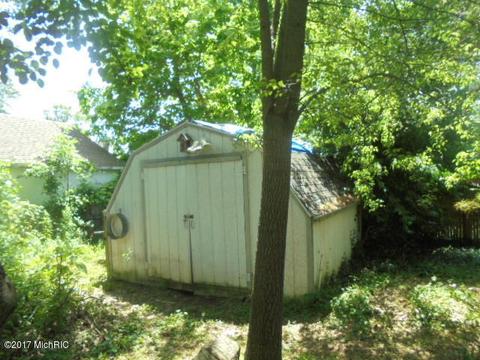 153 Washington, Sunfield, MI 48890 photo 16