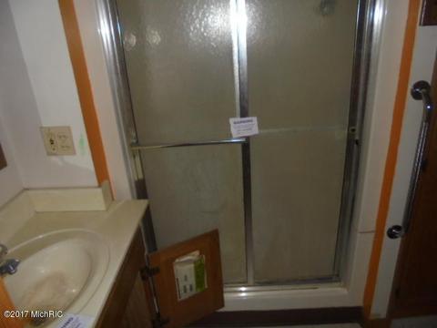 153 Washington, Sunfield, MI 48890 photo 7