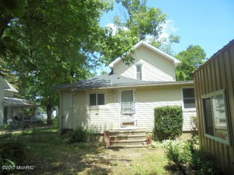 153 Washington, Sunfield, MI 48890 photo 14
