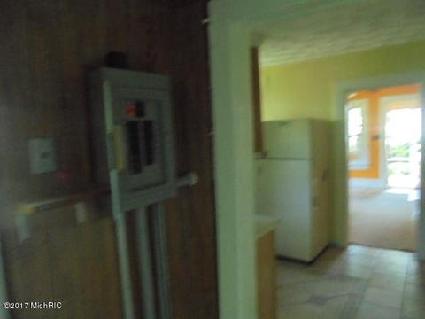 153 Washington, Sunfield, MI 48890 photo 10