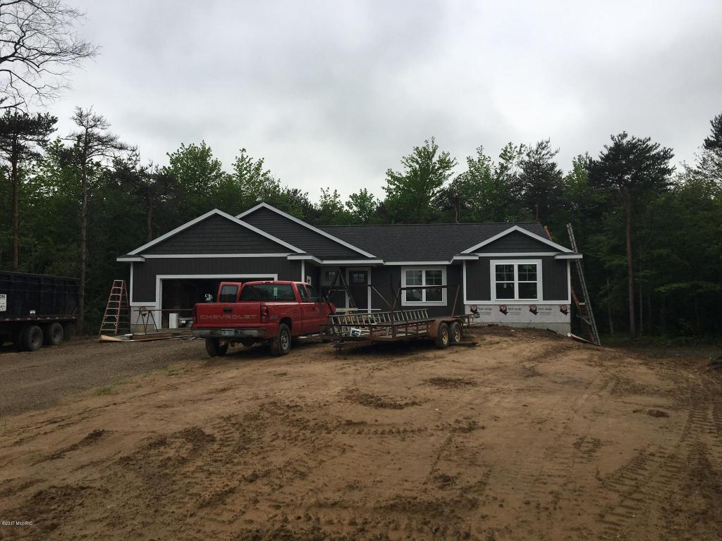 4016 24th Ave, Dorr, MI 49323 photo 1