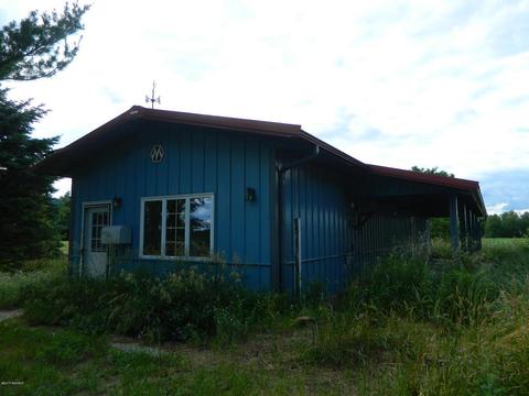 8780 Krupp Rd, Belding, MI 48809 photo 7