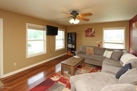 13581 E Rs Ave, Scotts, MI 49088 photo 4