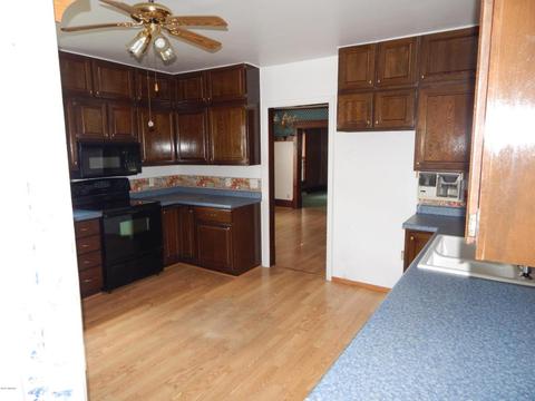 126 E 104th, Grant, MI 49327 photo 23