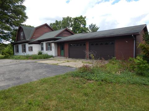 126 E 104th, Grant, MI 49327 photo 17