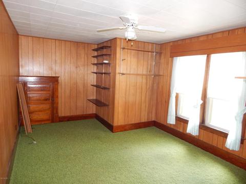 126 E 104th, Grant, MI 49327 photo 35