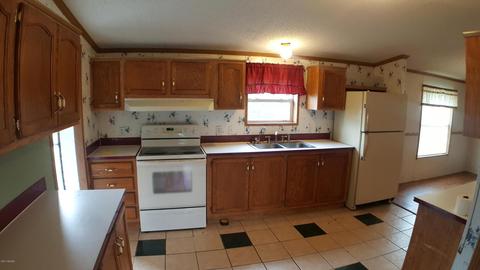 13568 Hoffman St, Marcellus, MI 49067 photo 4