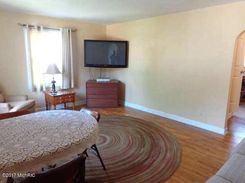 110 E Beech St, Three Oaks, MI 49128 photo 5