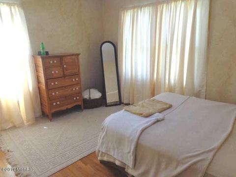 110 E Beech St, Three Oaks, MI 49128 photo 9
