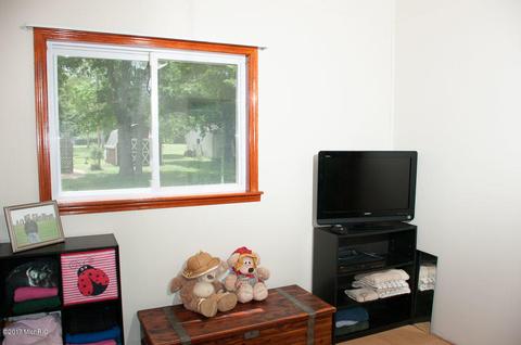 5698 Logging Trail Dr, Sears, MI 49679 photo 44