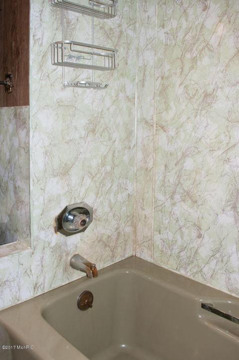 5698 Logging Trail Dr, Sears, MI 49679 photo 35