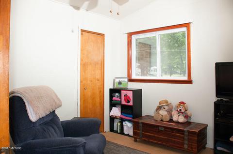 5698 Logging Trail Dr, Sears, MI 49679 photo 43