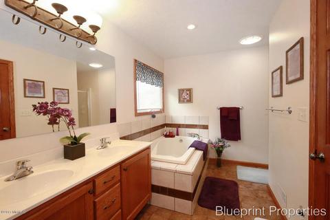 1375 5th St, Belding, MI 48809 photo 17