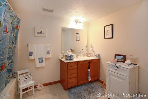 1375 5th St, Belding, MI 48809 photo 27