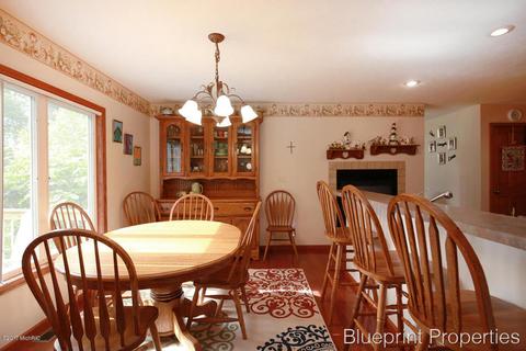 1375 5th St, Belding, MI 48809 photo 12