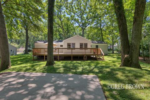 6151 Witherbee Dr SE, Ada, MI 49301 photo 39