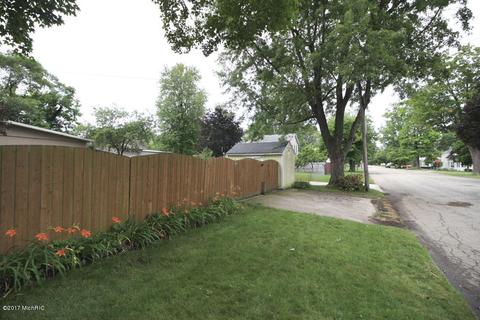 602 Hicks Ave, Plainwell, MI 49080 photo 27