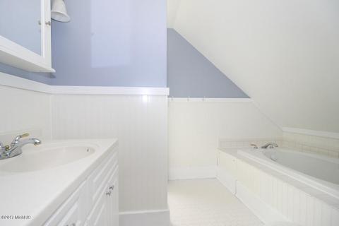 602 Hicks Ave, Plainwell, MI 49080 photo 21