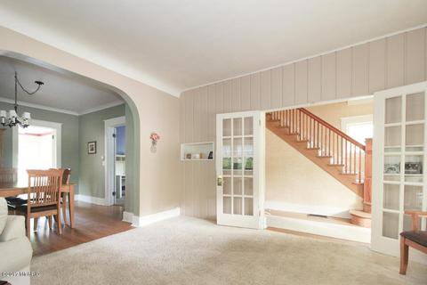 602 Hicks Ave, Plainwell, MI 49080 photo 6