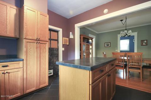 602 Hicks Ave, Plainwell, MI 49080 photo 11